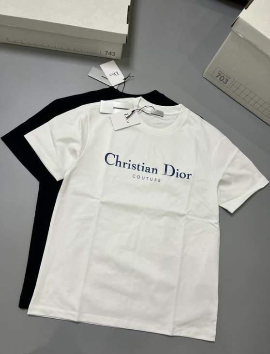 Picture of Dior T Shirts Short _SKUDiorS-XLhgntx2615762